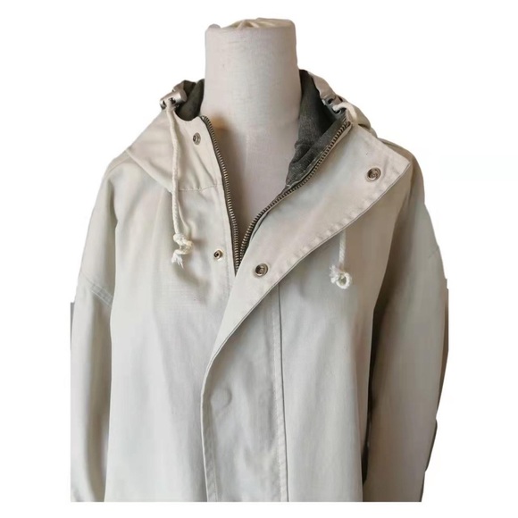 Calvin Klein trench coat for men. - Picture 2 of 4